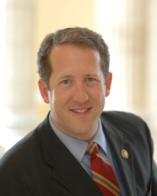 photo of representative Adrian Smith