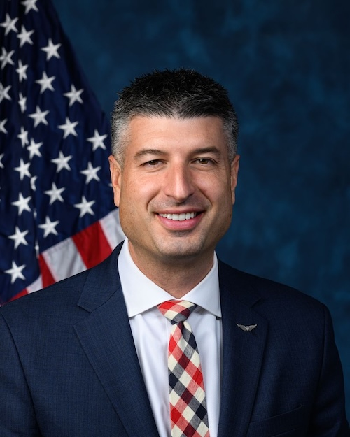 photo of representative Tom Barrett