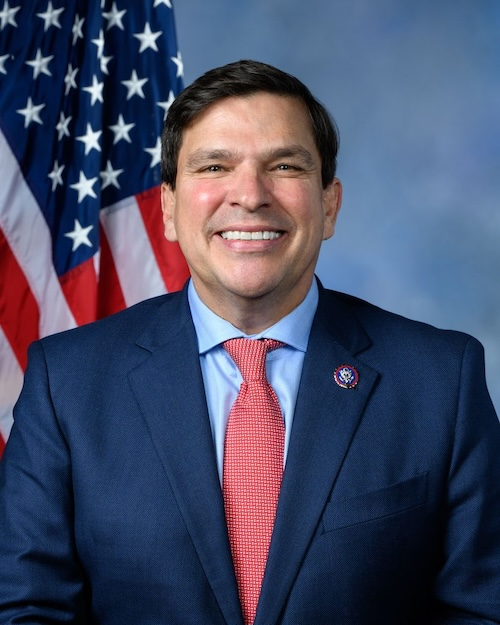 photo of representative Vicente Gonzalez